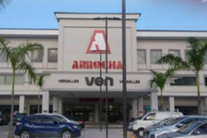 Farmacia Arrocha Versalles                               